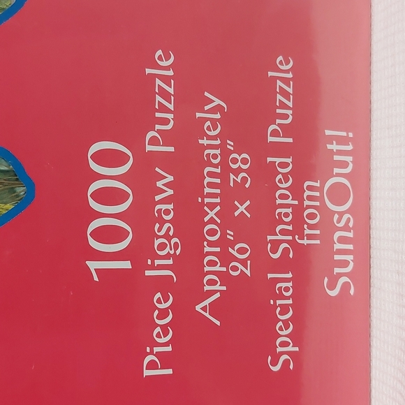 Manatees a 1000piece Jigsaw Puzzle by SunsOut Inc - Picture 6 of 7